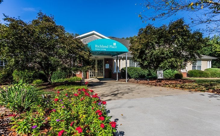richland-place-27455