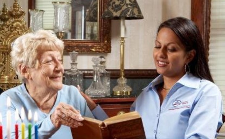 comfort-keepers-91016-1204992_2