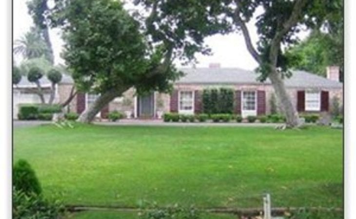 valencia-manor-care-92404