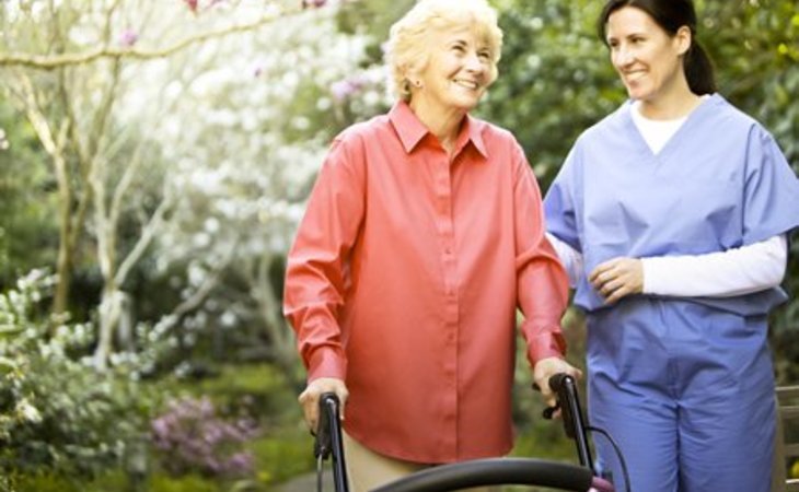 home-care-assistance-77024