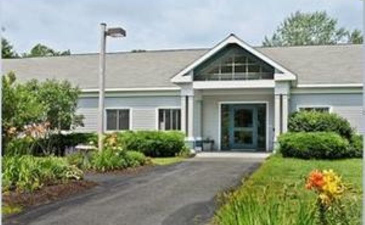 pine-point-center-04074-1205980_2