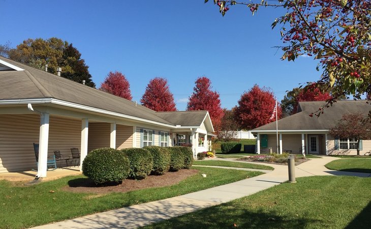 linden-village-senior-living-community-17042-1206209_2