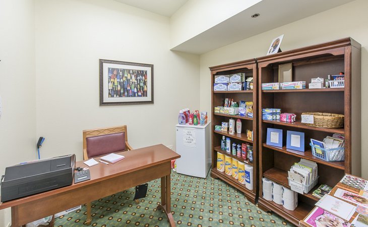 brookdale-college-parkway-33919