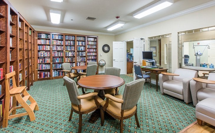 brookdale-college-parkway-33919-1206486_13