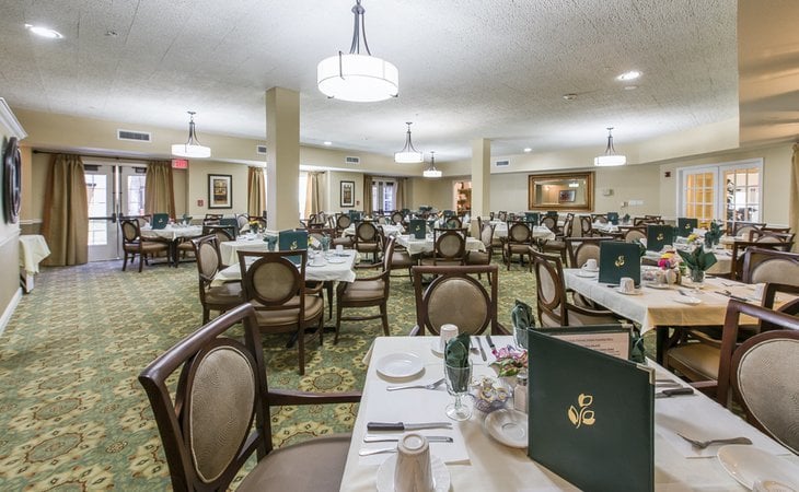 brookdale-college-parkway-33919-1206486_8
