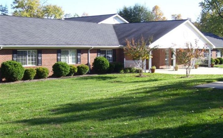 hickory-village-memory-care-28602
