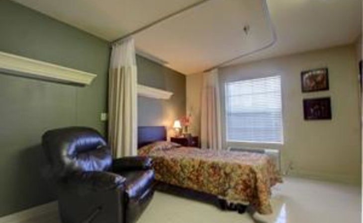 brookridge-cove-rehabilitation-and-care-center-72110-1207782_7