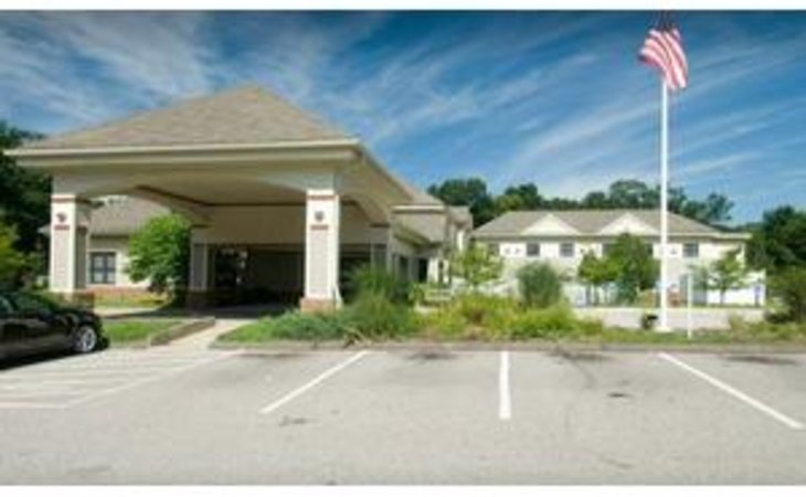 douglas-manor-06280-1208057_5