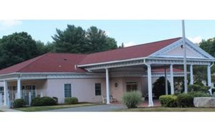 autumn-lake-healthcare-at-bucks-hill-06704-1208184_5