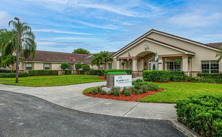 arden-courts-of-lely-palms-34113