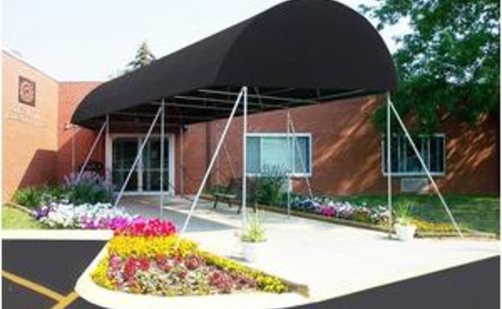 lakepointe-senior-care-and-rehab-center-48036-1209639_2