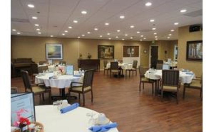 maple-leaf-health-care-center-03104-1209800_2