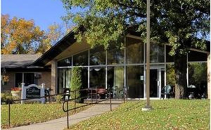 new-glen-oaks-nursing-home-11004