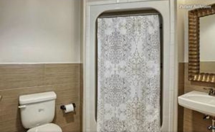 westgate-hills-rehabilitation-and-nursing-center-19083-1210616_13