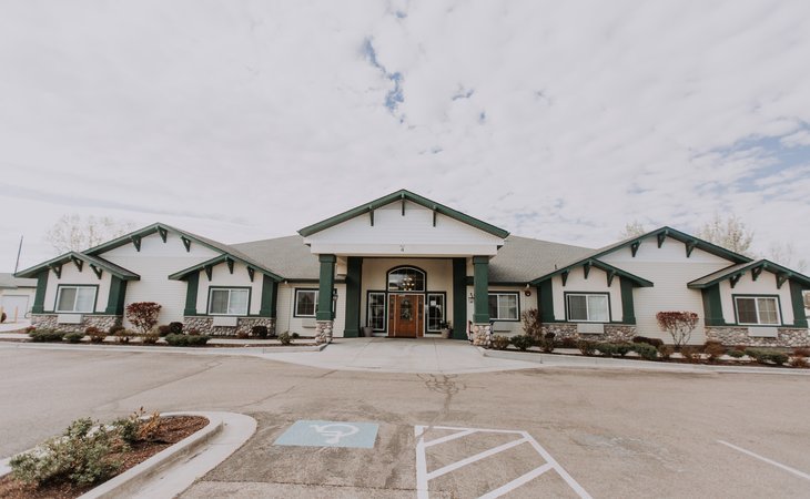 swan-falls-assisted-living-83634