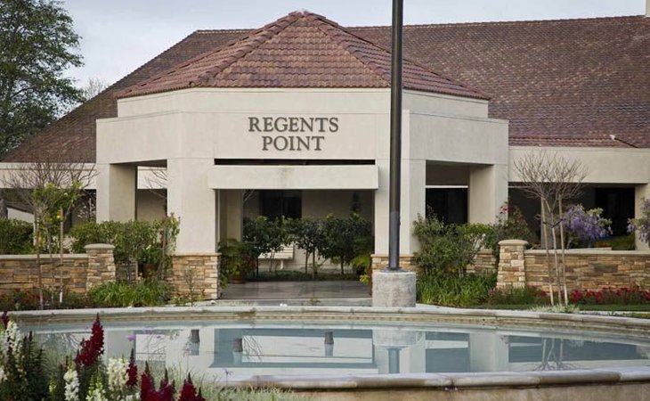 regents-point-92612