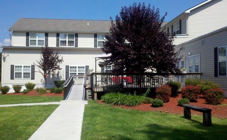 gluco-lodge-personal-care-home-18360-1219992_3