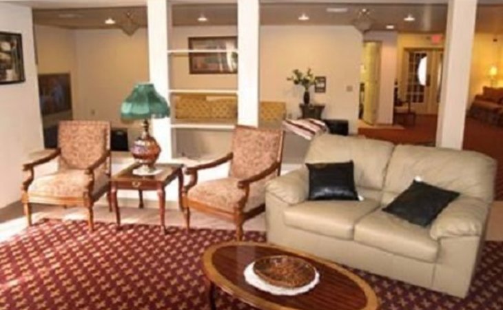 gluco-lodge-personal-care-home-18360-1219992_6