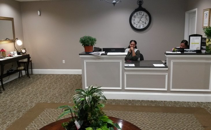 susan-bailis-assisted-living-02115-1220421_7