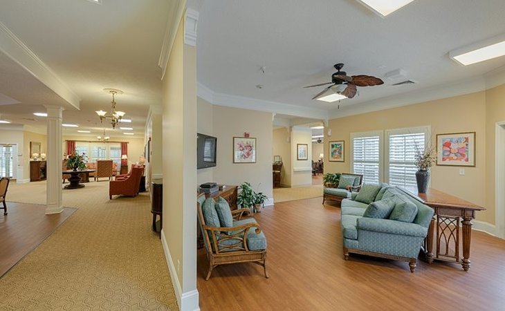 lancaster-grove-senior-living-29720-1220760_4