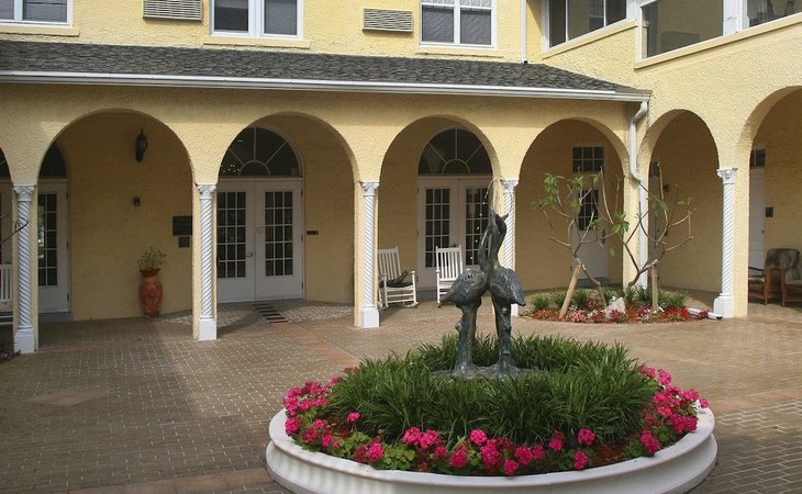 riviera-senior-living-32117-1220801_3