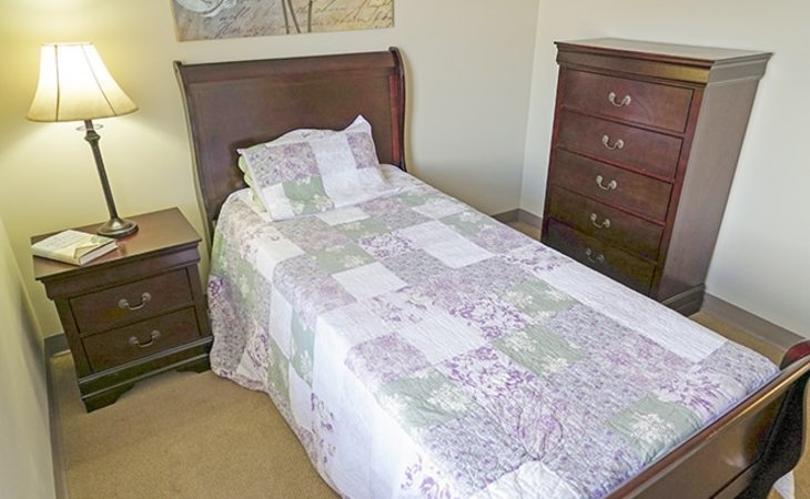 brookdale-fillmore-pond-05201-1220845_8