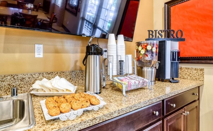 pacifica-senior-living-palm-springs-92262-1220866_11