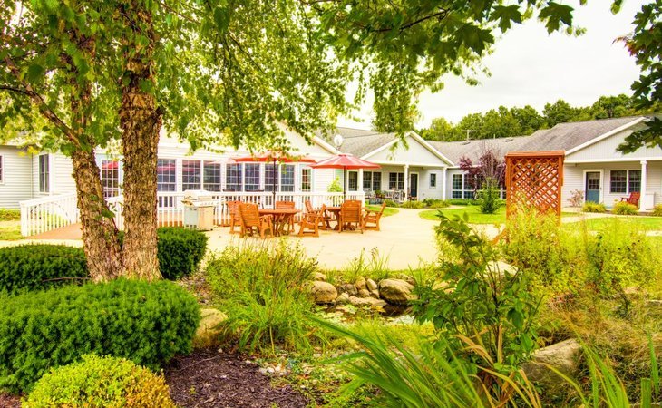 curry-house-assisted-living-and-memory-care-49601-1222840_3