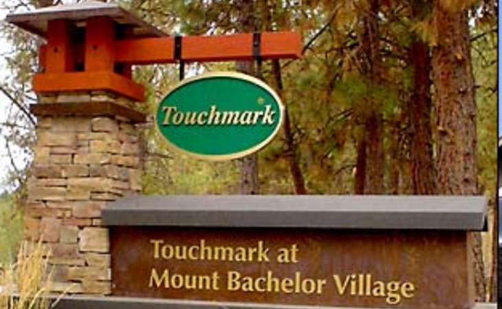 touchmark-at-mount-bachelor-village-97702