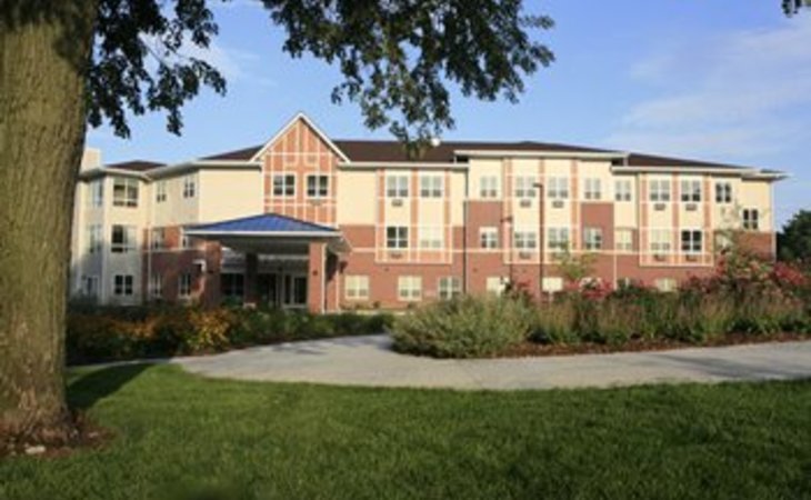 gracepointe-assisted-living-memory-care-68510