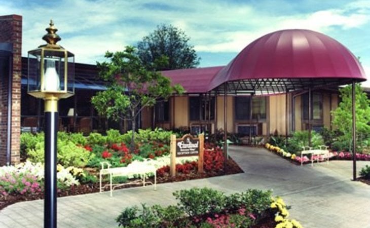 cardinal-village-08080