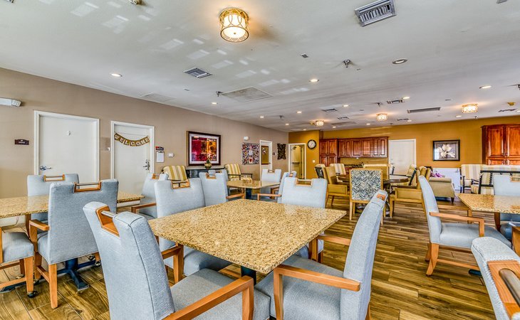 pacifica-senior-living-paradise-valley-85032