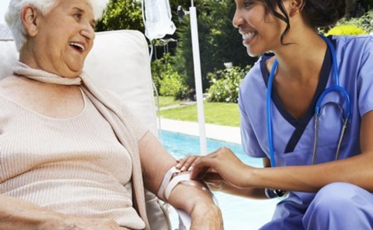 senior-home-care-10964-1225341_2