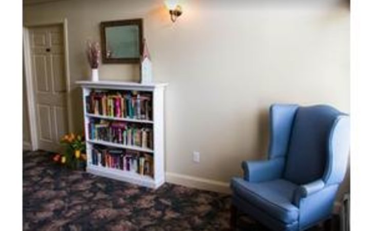 grace-barker-nursing-center-02885-1225912_4