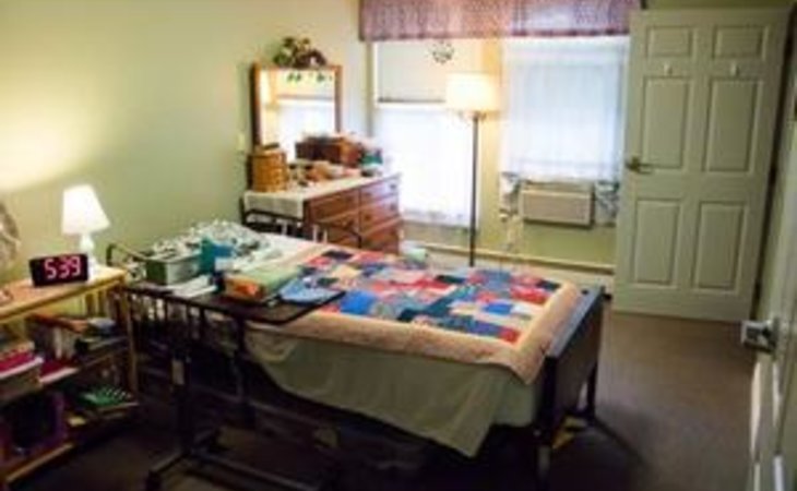 grace-barker-nursing-center-02885-1225912_9