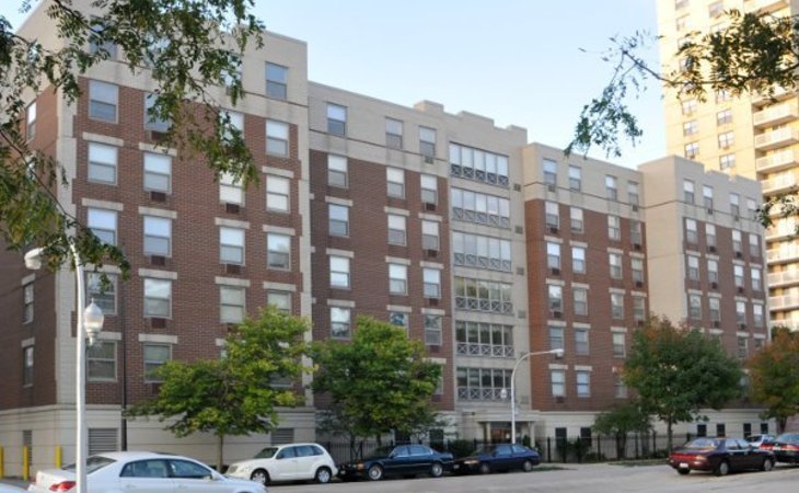 senior-suites-of-south-shore-60649