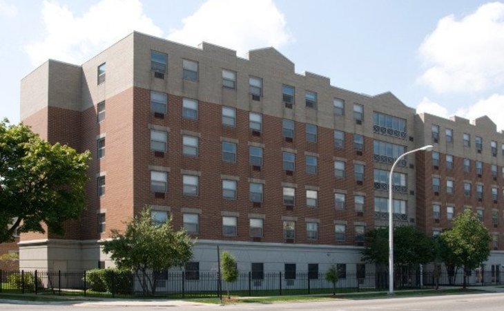 senior-suites-of-belmont-cragin-60639