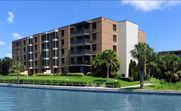 addington-place-at-college-harbor-33711