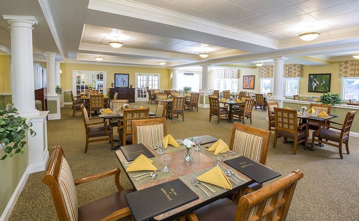 benchmark-senior-living-at-robbins-brook-01720-1227037_2
