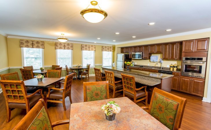 benchmark-senior-living-at-robbins-brook-01720-1227037_7