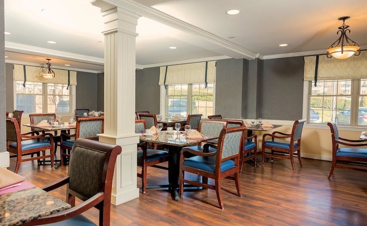 pacifica-senior-living-victoria-court-02920-1228023_9