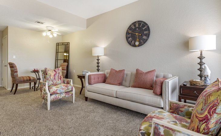 lyndale-edmond-73013-1228550_6