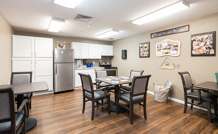 elkhart-place-46517-1228590_5