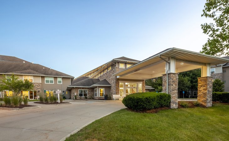 independence-village-of-waukee-50263-1228898_2