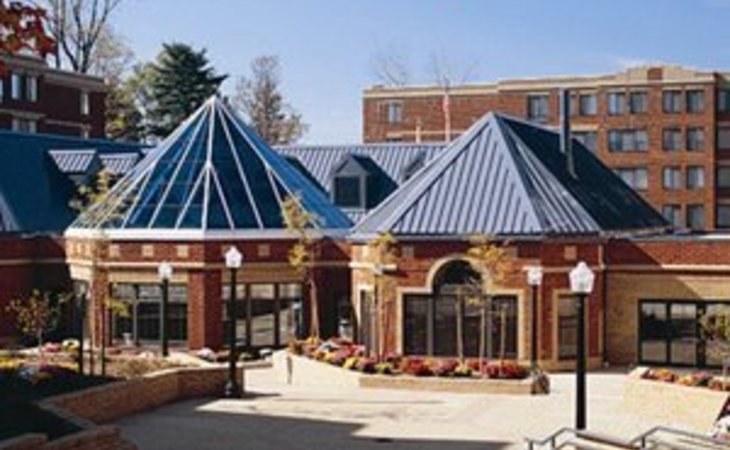 five-star-premier-residences-of-teaneck-07666