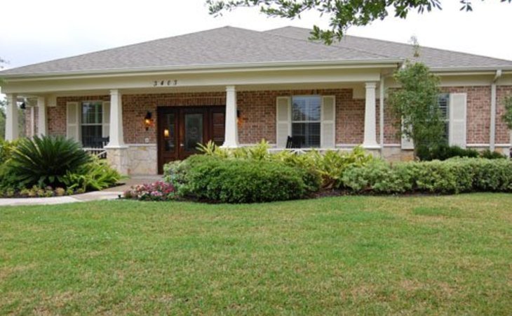 autumngrove-cottage-pearland-tx-closed-77578