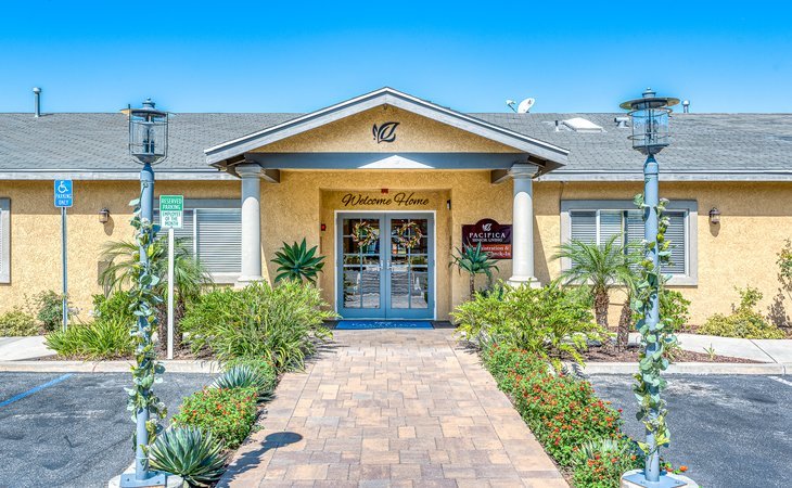 pacifica-senior-living-riverside-92509-1230886_6