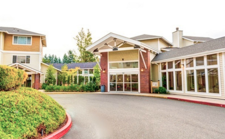 courtyard-fountains-senior-living-97030