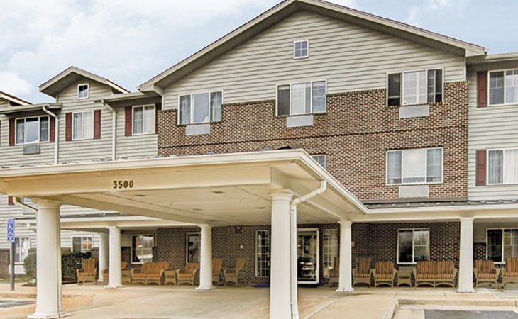 paramount-senior-living-at-fredericksburg-22407