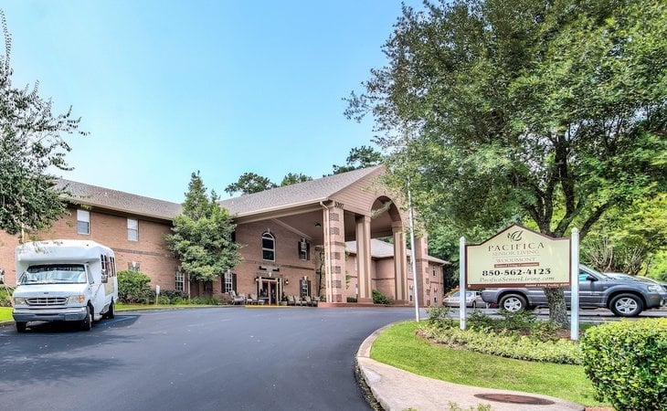 pacifica-senior-living-woodmont-32303